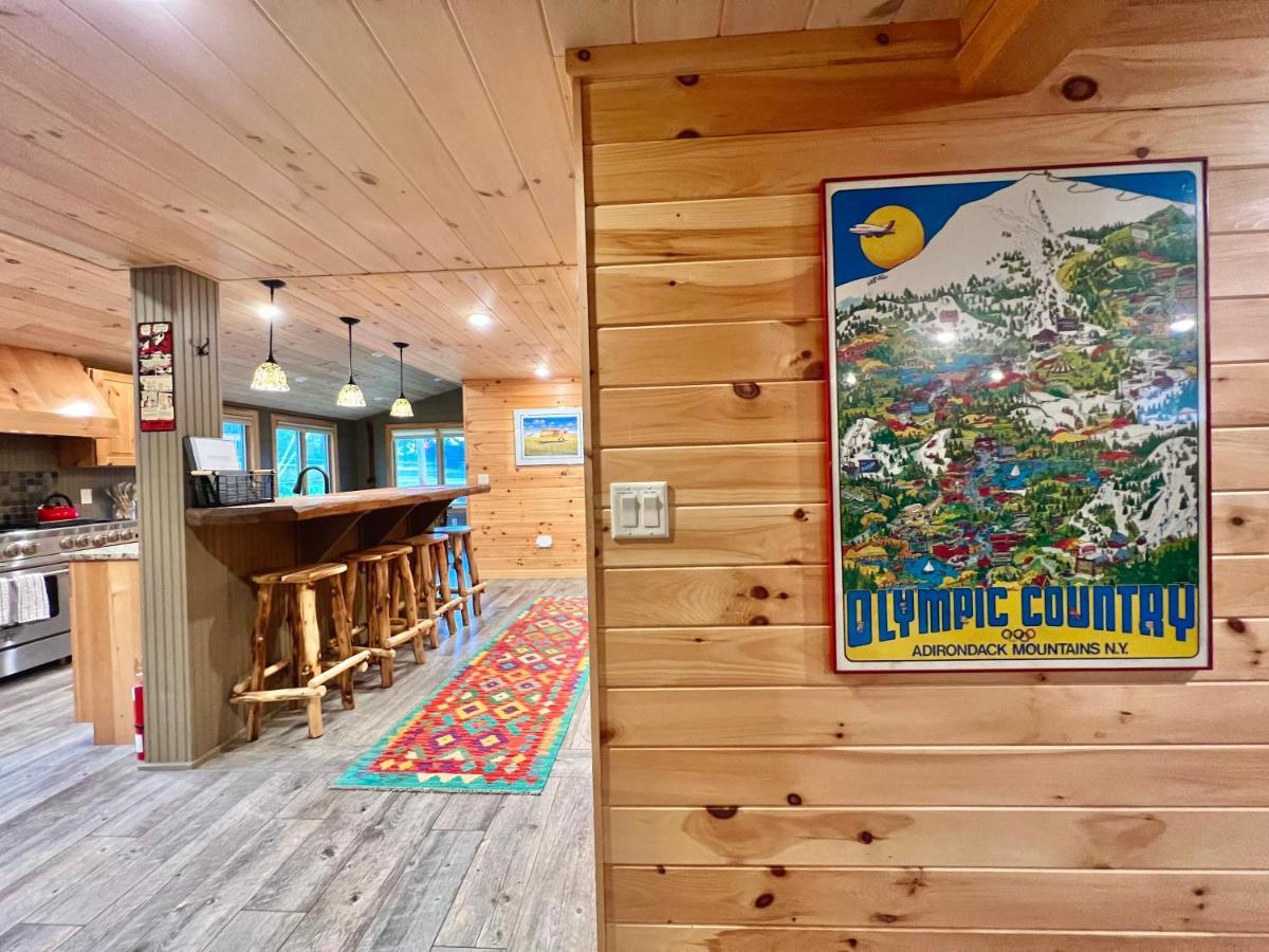 Отель Adirondack Lake Cabins Indian Lake Экстерьер фото