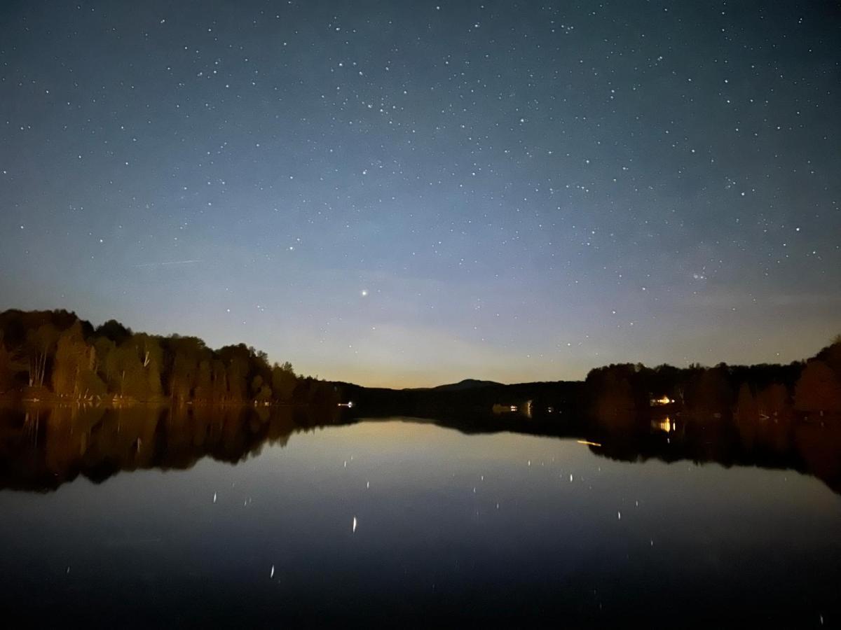 Отель Adirondack Lake Cabins Indian Lake Экстерьер фото